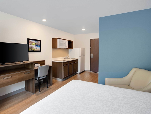 Imagen de la habitación del Hotel WoodSpring Suites Daytona Beach Int'l Speedway. Foto 10