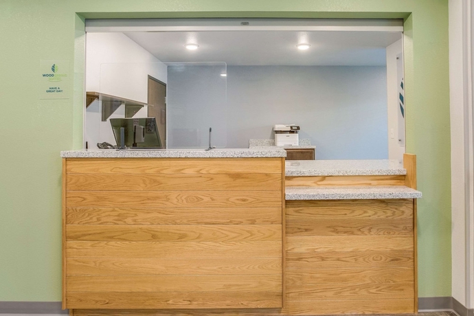 Imagen de los interiores del Hotel WoodSpring Suites Detroit Farmington Hills. Foto 17