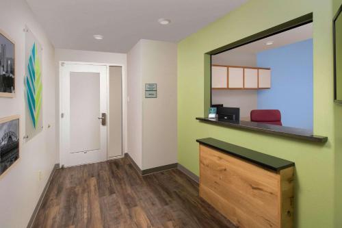 Imagen general del Hotel WoodSpring Suites Firestone Longmont. Foto 10