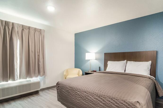 Imagen general del Hotel WoodSpring Suites Fort Myers - Cape Coral. Foto 12