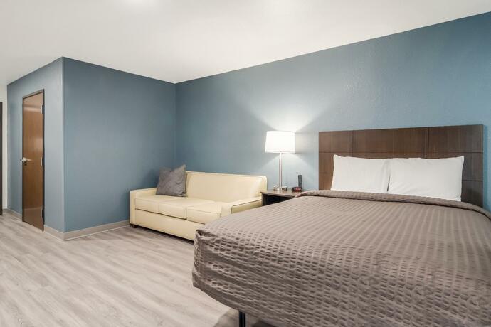 Imagen general del Hotel WoodSpring Suites Fort Myers - Cape Coral. Foto 18