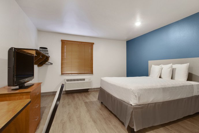 Imagen de la habitación del Hotel WoodSpring Suites Houston I-45 Airtex. Foto 9