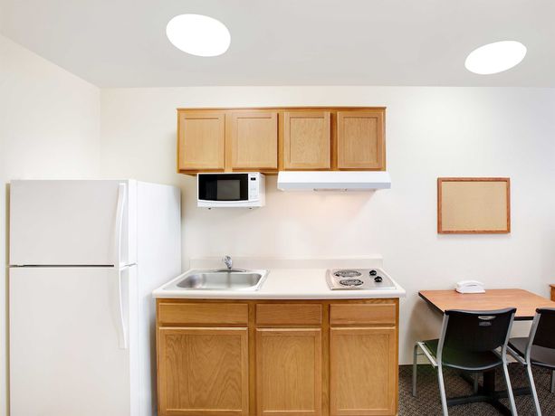 Imagen de la habitación del Hotel WoodSpring Suites Houston I-45 Airtex. Foto 16