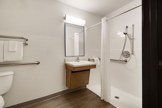 Imagen de la habitación del Hotel WoodSpring Suites Houston I-45 Airtex. Foto 17