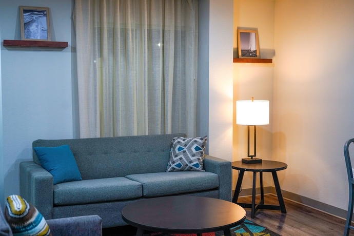 Imagen de los interiores del Hotel WoodSpring Suites Hudson Port Richey. Foto 11