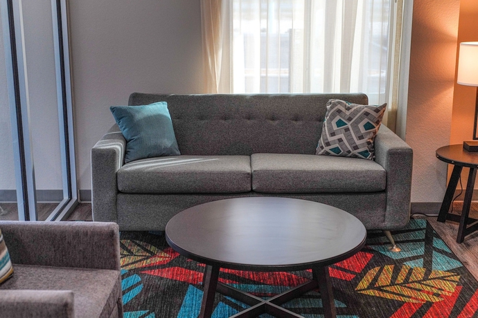 Imagen de los interiores del Hotel WoodSpring Suites Hudson Port Richey. Foto 12