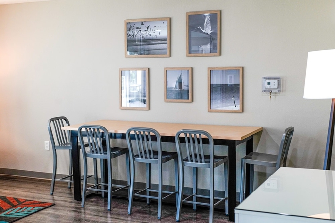 Imagen de los interiores del Hotel WoodSpring Suites Hudson Port Richey. Foto 14