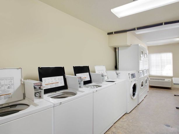 Imagen de los interiores del Hotel WoodSpring Suites Jacksonville East 295 Cruise Port. Foto 17