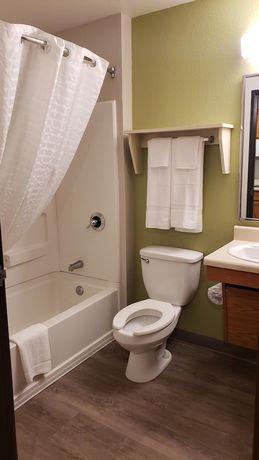 Imagen de la habitación del Hotel WoodSpring Suites Kansas City Lenexa. Foto 16
