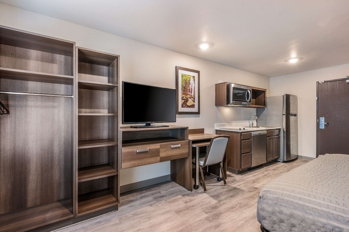 Imagen de la habitación del Hotel WoodSpring Suites Linden. Foto 5