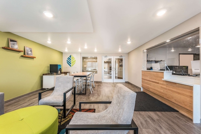 Imagen de los interiores del Hotel WoodSpring Suites Linden. Foto 15