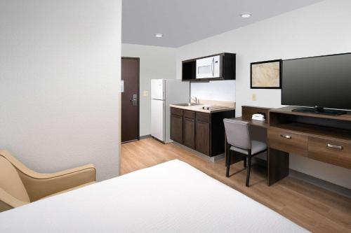 Imagen de la habitación del Hotel WoodSpring Suites Louisville Airport. Foto 13