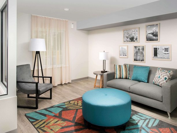 Imagen de los interiores del Hotel WoodSpring Suites Merrillville. Foto 13