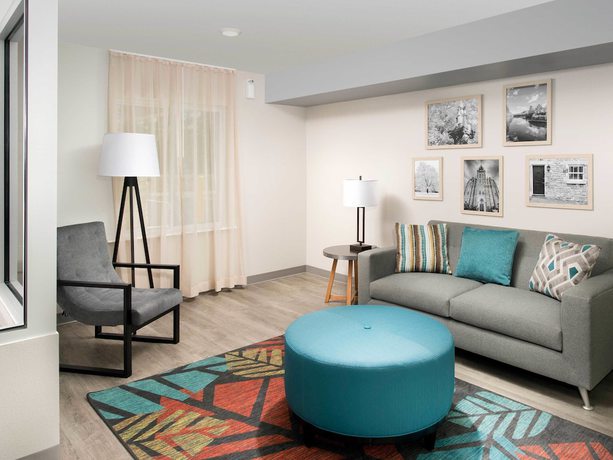 Imagen de los interiores del Hotel WoodSpring Suites Miami Southwest. Foto 17