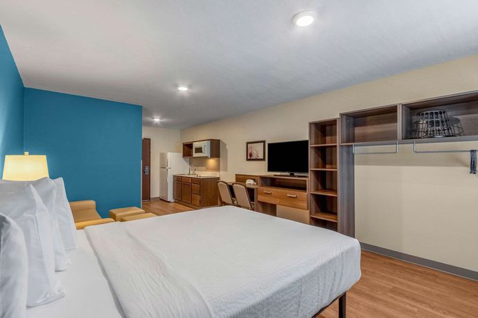 Imagen de la habitación del Hotel WoodSpring Suites Miramar. Foto 3