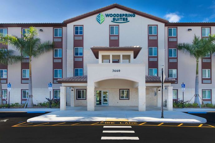 Imagen general del Hotel WoodSpring Suites Miramar. Foto 1