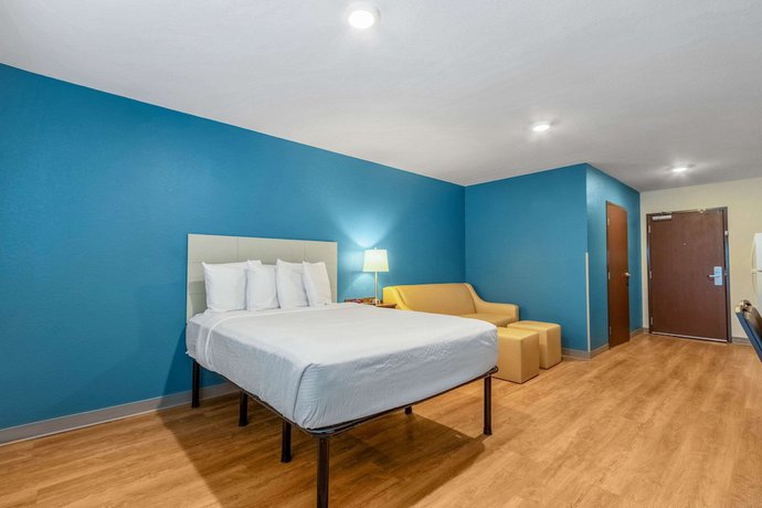 Imagen de la habitación del Hotel WoodSpring Suites Miramar. Foto 9