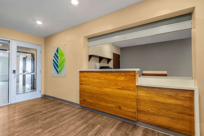 Imagen de los interiores del Hotel WoodSpring Suites Miramar. Foto 19