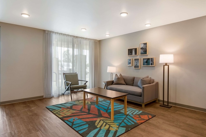 Imagen de los interiores del Hotel WoodSpring Suites Morrisville Raleigh Durham Airport. Foto 16