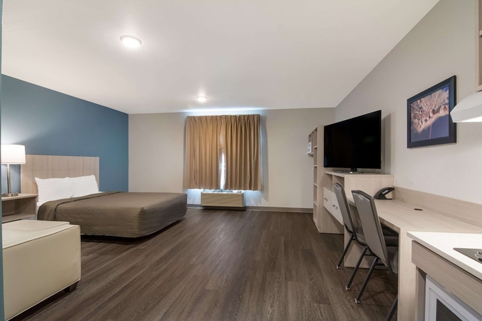 Imagen de la habitación del Hotel WoodSpring Suites Morrisville Raleigh Durham Airport. Foto 12
