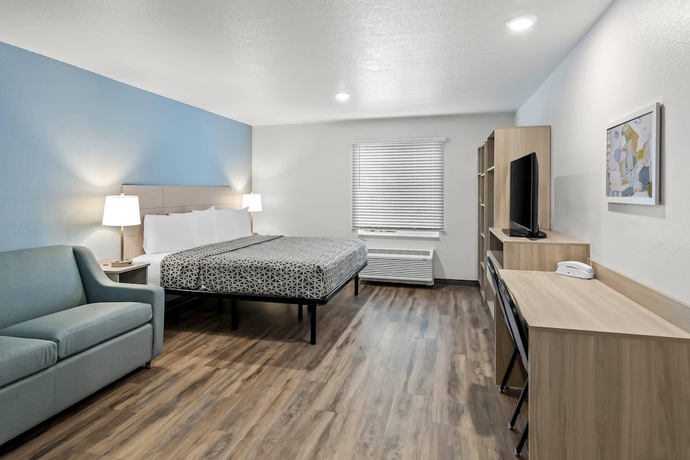 Imagen de la habitación del Hotel WoodSpring Suites Palm Springs &ndash; West Palm Beach. Foto 3