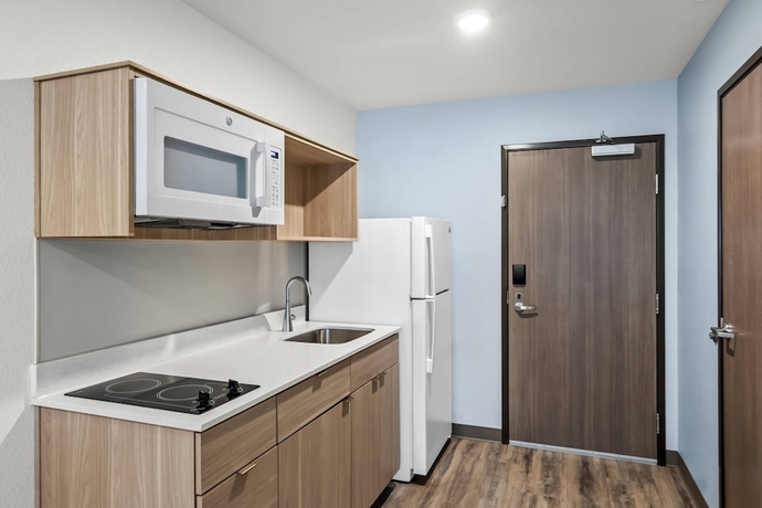 Imagen de la habitación del Hotel WoodSpring Suites Palm Springs &ndash; West Palm Beach. Foto 13