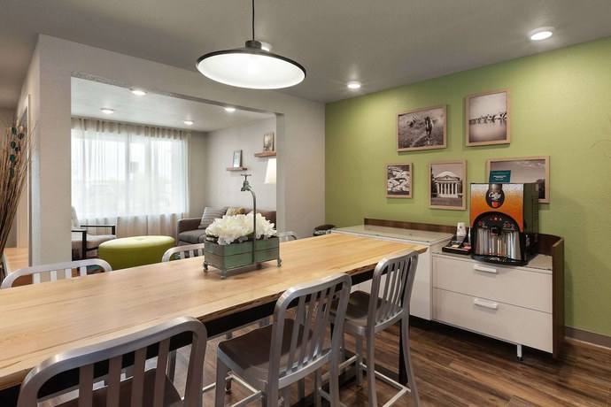 Imagen de los interiores del Hotel WoodSpring Suites Quantico. Foto 16