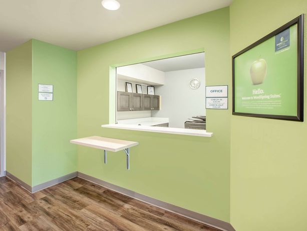 Imagen de los interiores del Hotel WoodSpring Suites Richmond West I-64. Foto 20