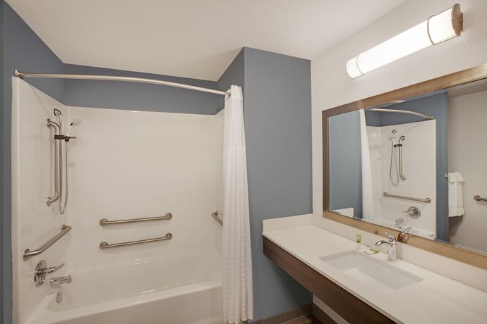 Imagen de la habitación del Hotel WoodSpring Suites San Antonio Stone Oak. Foto 9