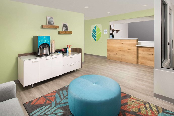 Imagen de los interiores del Hotel WoodSpring Suites San Antonio Stone Oak. Foto 19