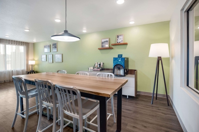 Imagen de los interiores del Hotel WoodSpring Suites Sulphur - Lake Charles. Foto 18