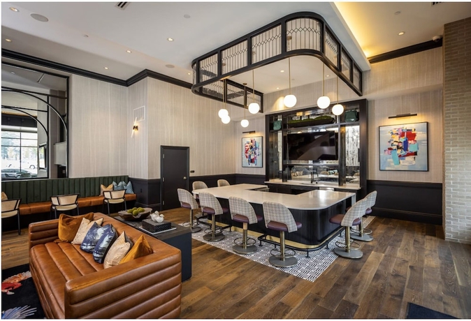 Imagen del bar/restaurante del Hotel Woodburn Exchange. Foto 3