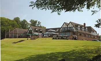 Imagen de los exteriores del Hotel Woodbury Park and Golf Club. Foto 9