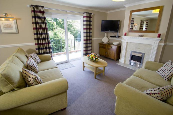 Imagen general del Hotel Woodford Bridge Country Club. Foto 15