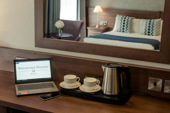 Imagen de la habitación del Hotel Woodford Dolmen. Foto 18