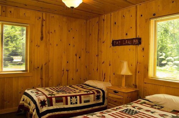 Imagen de la habitación del Hotel Woodland Beach Resort. Foto 7