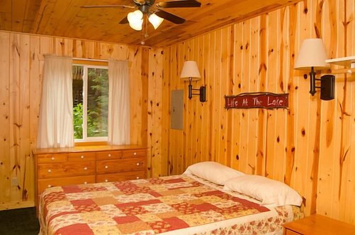 Imagen de la habitación del Hotel Woodland Beach Resort. Foto 18