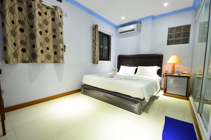 Imagen de la habitación del Hotel Woodland. Foto 7