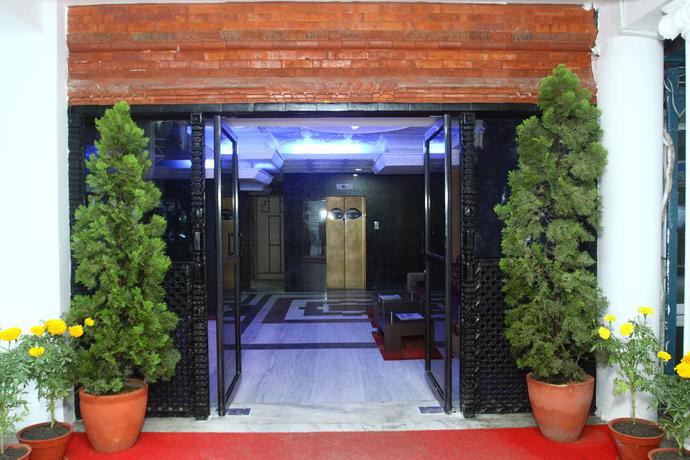 Imagen de los exteriores del Hotel Woodland Kathmandu. Foto 9