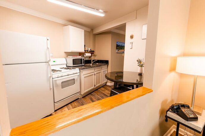 Imagen de la habitación del Hotel Woodland Motel. Foto 18