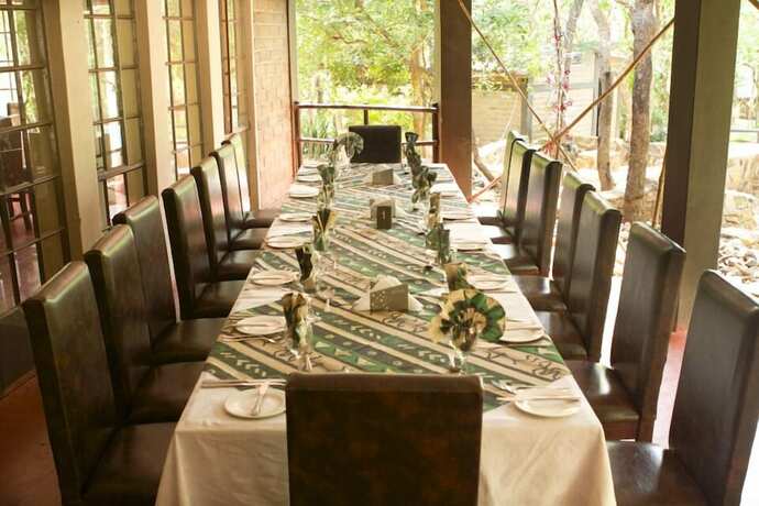 Imagen del bar/restaurante del Hotel Woodlands Lilongwe. Foto 15