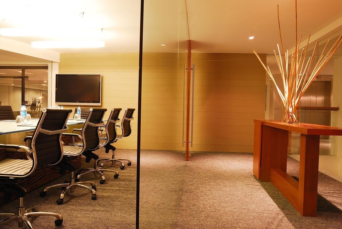 Imagen de los interiores del Hotel Woodlands Suites Serviced Residences. Foto 13
