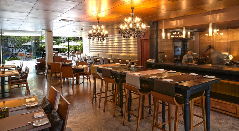 Imagen del bar/restaurante del Hotel Woodlands Suites Serviced Residences. Foto 5