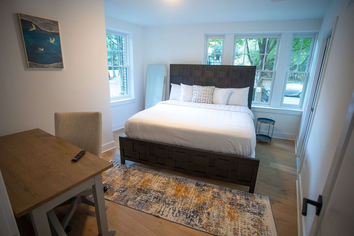 Imagen de la habitación del Hotel Woodley Suites and Residences. Foto 10