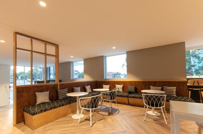 Imagen de los interiores del Hotel Woodroffe. Foto 7