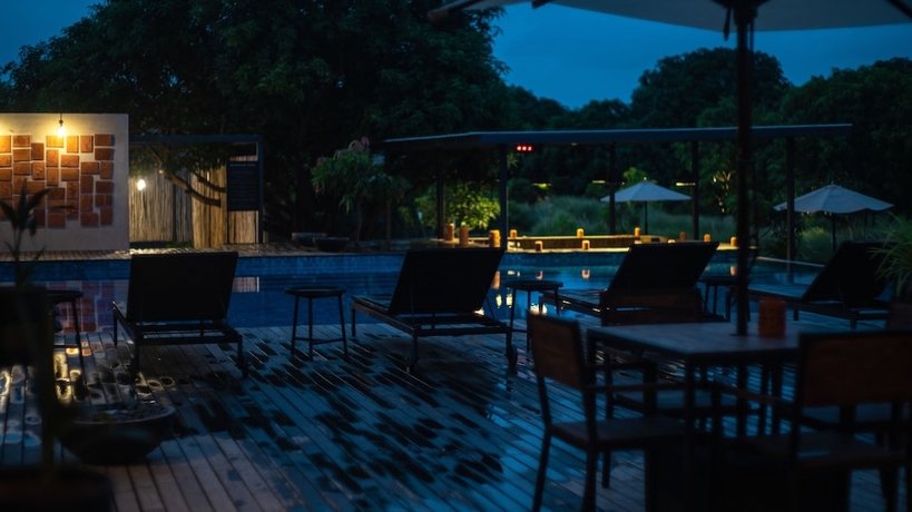 Imagen de la piscina del Hotel Woods At Sasan. Foto 19