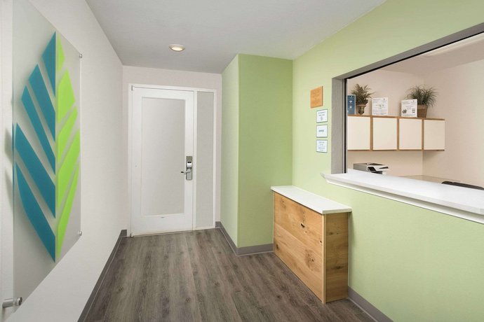 Imagen de los interiores del Hotel Woodspring Suites Augusta Fort Eisenhower. Foto 16