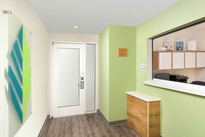 Imagen de los interiores del Hotel Woodspring Suites Augusta Riverwatch. Foto 15