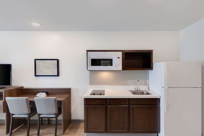 Imagen de la habitación del Hotel Woodspring Suites Bakersfield East. Foto 9