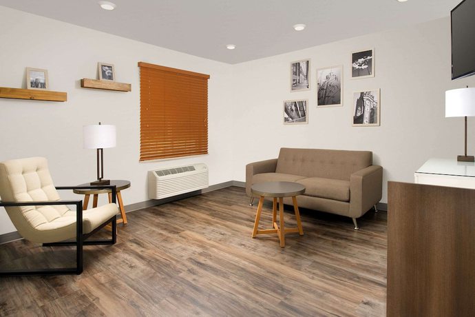 Imagen de los interiores del Hotel Woodspring Suites Chicago Darien. Foto 16